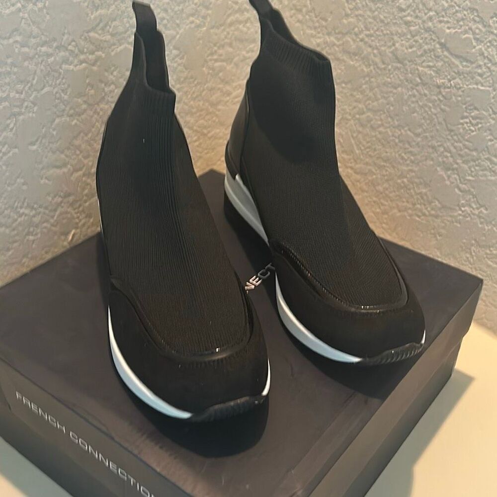 French Connection Starr Wedge Sneaker Booties Black White Sporty Size 11 NEW